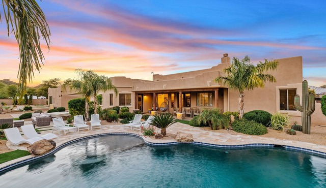 Stunning Resort in Phoenix W/ Pool, Tub, Mini Golf, and Basketball/Pickleball!