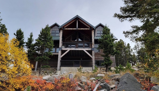 Stunning Ski In/out Cabin at Great Divide, Montana