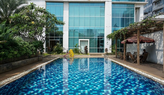 Stunning Studio Apartment At Ambassade Residences