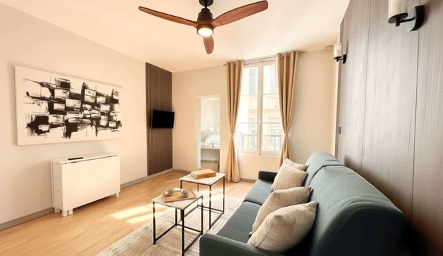 Stunning studio with lift - Louvre