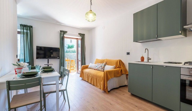 Stunning villa for 4 guests with WIFI, TV and balcony