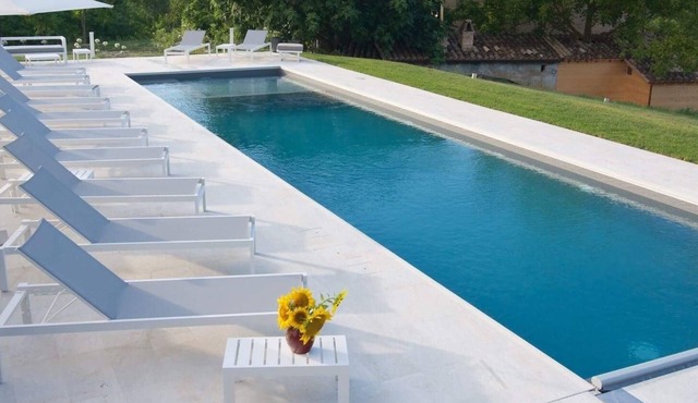 Stunning villa with large Yoga Room and Swimming Pool