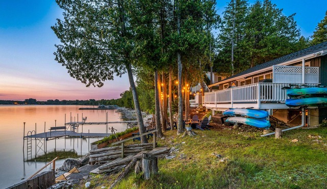 Stunning Waterfront Cottage | Private Dock + Hot Tub