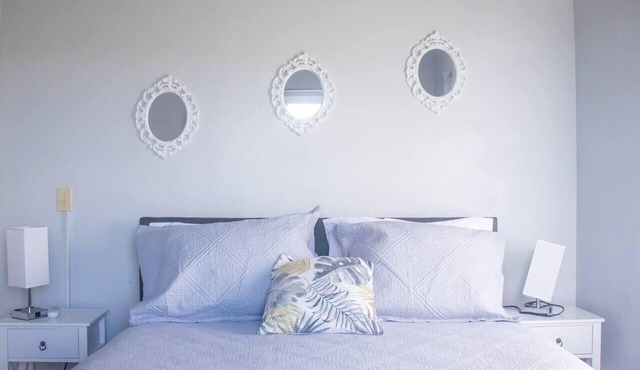 Stylish 2-Bed, Sleeps 3, Cosy & Comfortable