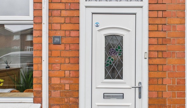 Stylish 2BR | Free Parking | 2 Baths | Oadby