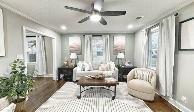 Stylish 2BR in Decatur | Big Deck Pets OK Quiet Area