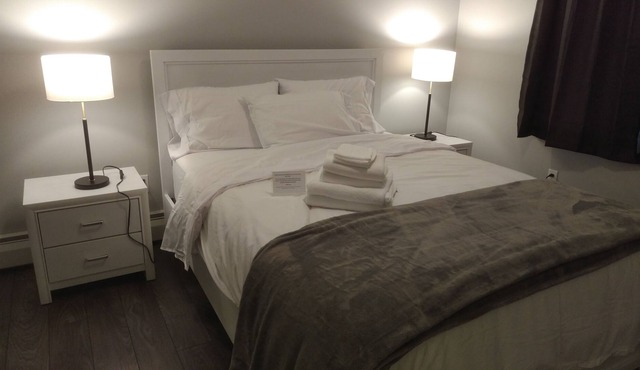 Stylish 2BR2Bath Condo Near Westview w/ UG Parking