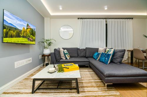 Stylish 4BD Mews House Close to Paddington