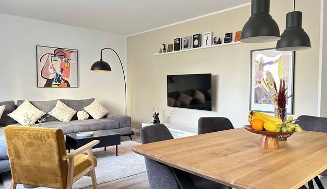 Stylish 80 m² designer apartment with balcony in the heart of Durlach