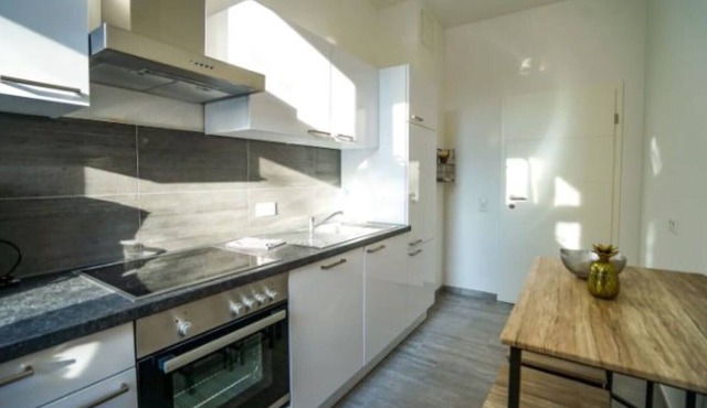 ***Stylish apartment at the Main Station / 2 BR / up to 5 Pers.***