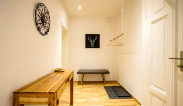 *Stylish apartment at the Main Station/2 BR/4-6 Pers.*