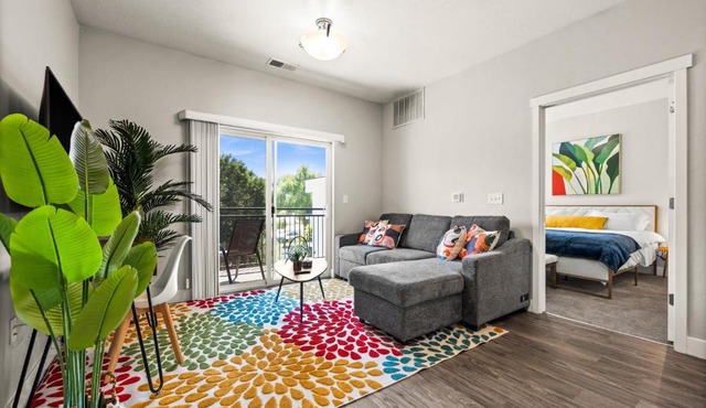 Stylish Apartment Close to Attractions