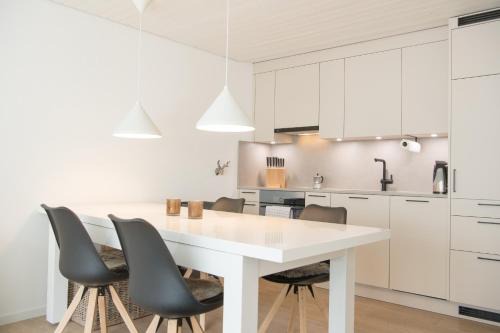 Stylish apartment with mountain view