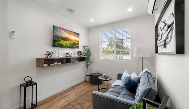Stylish Brand New ADU in Reseda 1 bedroom 1 bath with A/C