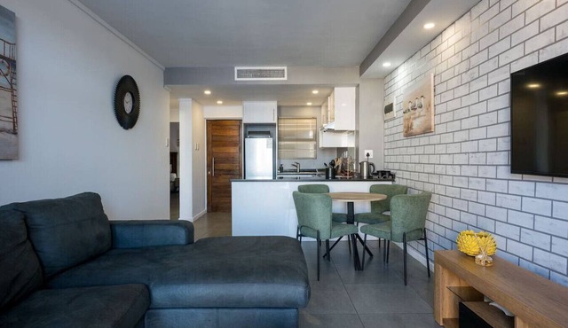 Stylish Gem in East Point 19