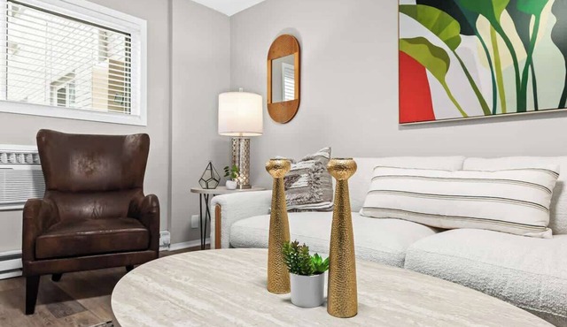 Stylish Gem in Hazel Park | 1BA | 2BD
