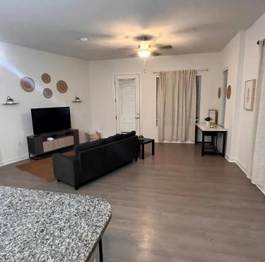 Stylish Home Perfect for Your Stay