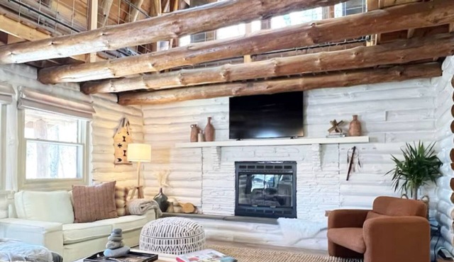 Stylish, Luxury Mountain House 10 Mins to Windham