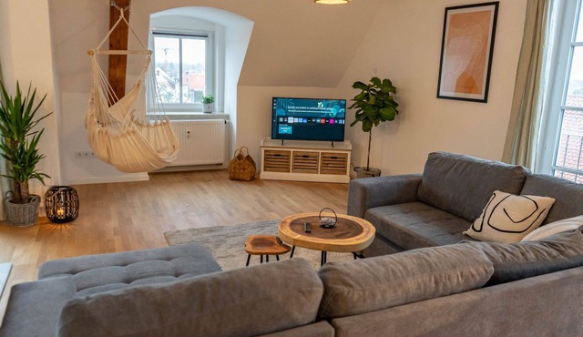 Stylish maisonette for 8 people in the town center of Mering