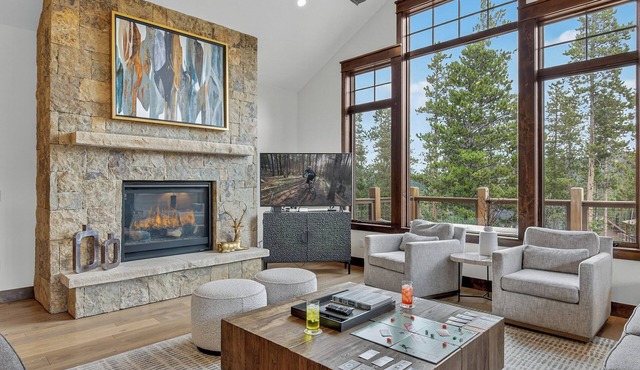 Stylish Mountain Escape | Cherrybrook Chalet