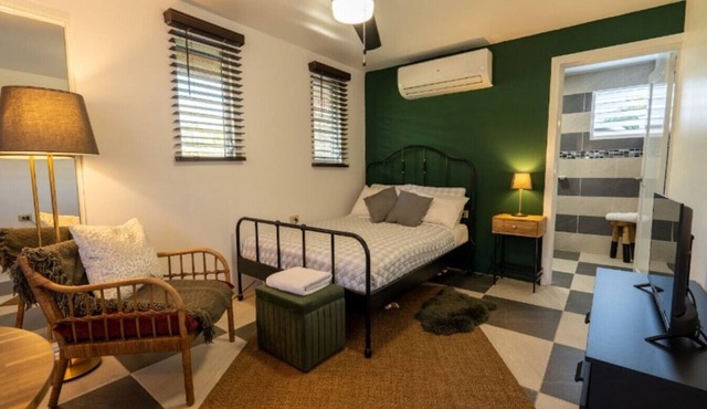 Stylish Studio at El Flamingo Beach Club