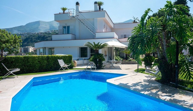 Stylish private 4 bedroom villa with terrace, sea views and pool near Sorrento