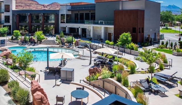 Stylish Private Room Near Arches National Park – Explore in Just 5 Minutes Drive