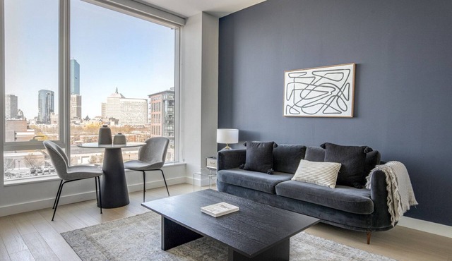 Stylish South End Studio w/W/D & Gym, nr Whole Foods, by Blueground