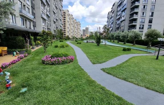 Stylish & Spacious 2-Bedroom Apartment-Istanbul