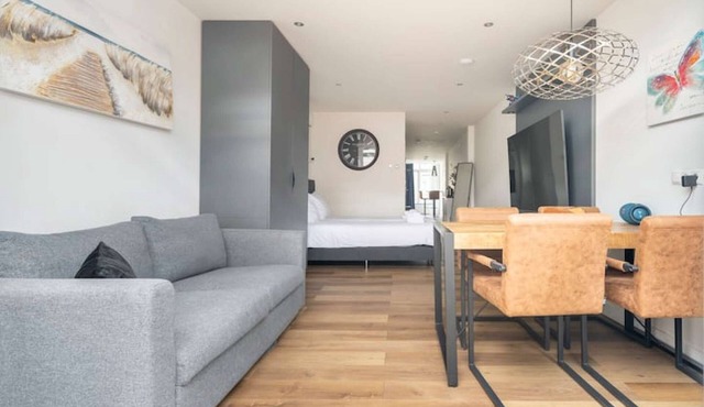 Stylish Studio Deluxe in the heart of Breda city center