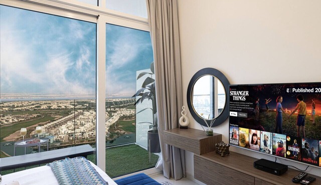 Stylish Studio Panoramic City View Damac Hills