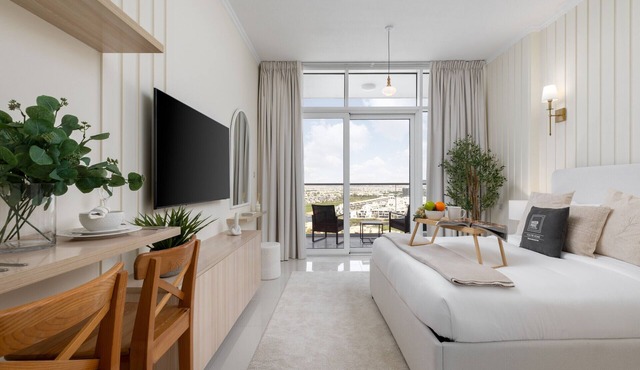 Stylish Studio w/Top Facilities in Damac Hills