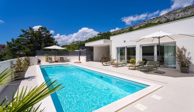 Stylish villa Tenera with heated private pool, 3 bedrooms