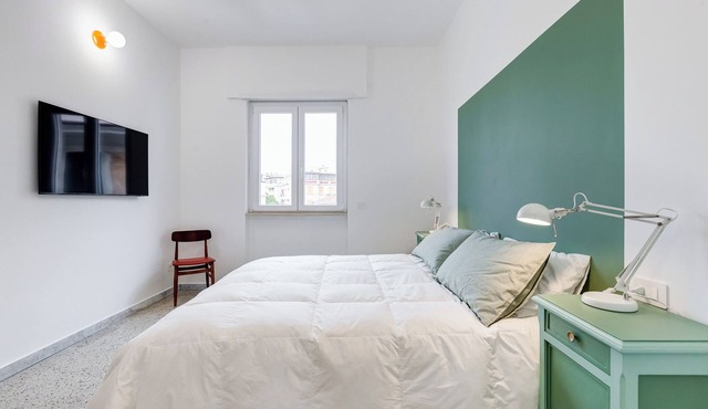 Stylishly furnished apartment in the heart of Pigneto for short and long periods