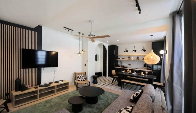 "Sublime" Quai de Valmy - 10em - Sauna Privé - 8P