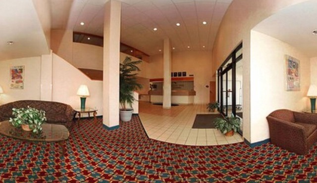 Suburban Studios Johnstown - Richland Town Center