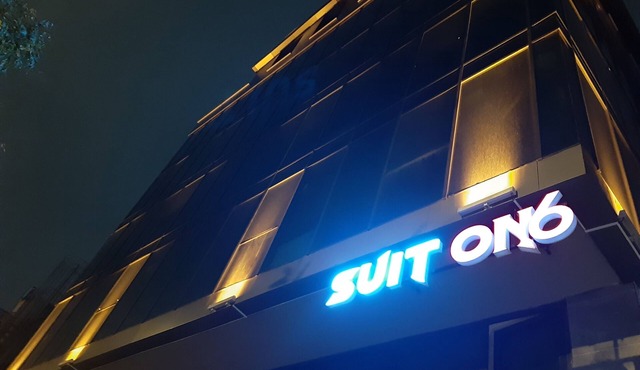 Suit ON6