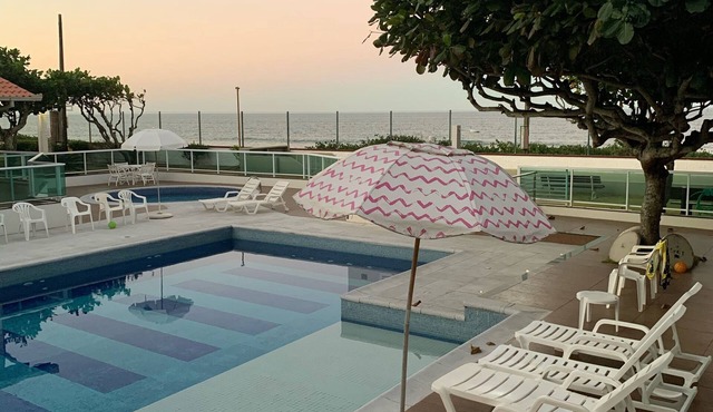 Suitable sea front ideal for children (condominio closed) prox to Beto Carrero