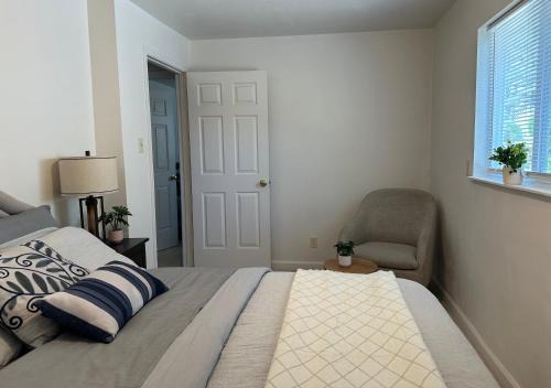 Suite E with 2-bedroom