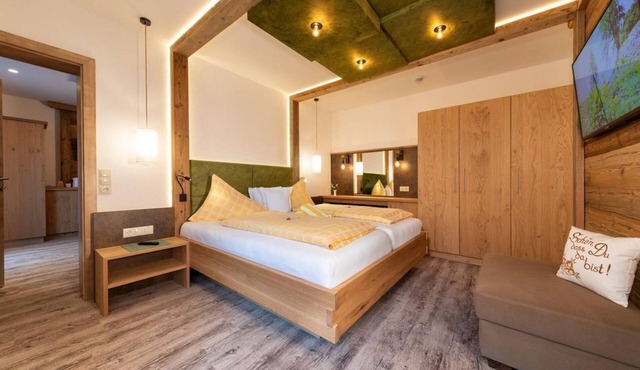 Suite Hohe Rams, shower, WC - Sporthof Austria