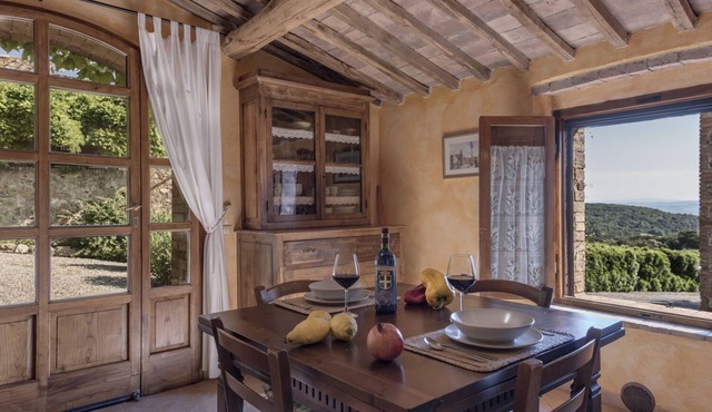 Suite indipendent apartment located in Historic Estate from 1600