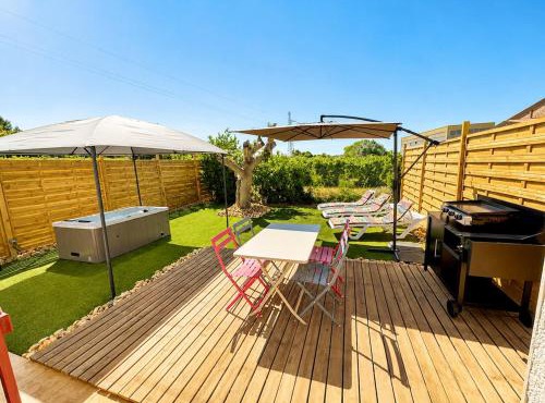 Suite Spa Privative Jacuzzi, 2 Jardins & Parking