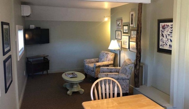 Suite Two at La Pointe Lodging
