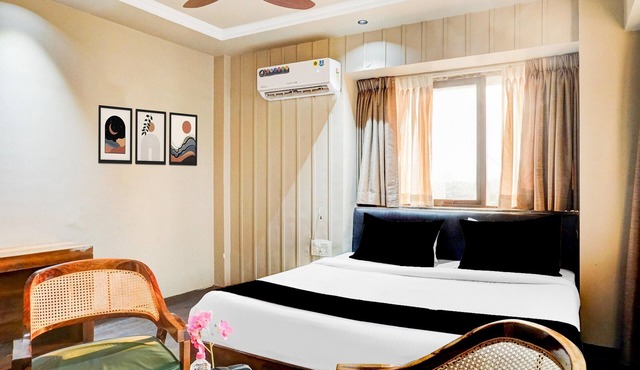 Suite Viman Nagar Downtown Cilantro