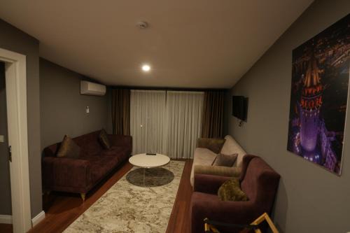 Suites Hotel