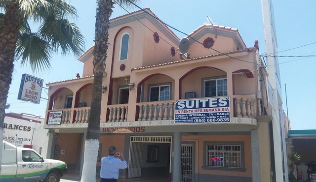 Suites Leon Rojo