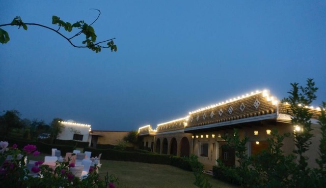 Sultanpur Resorts