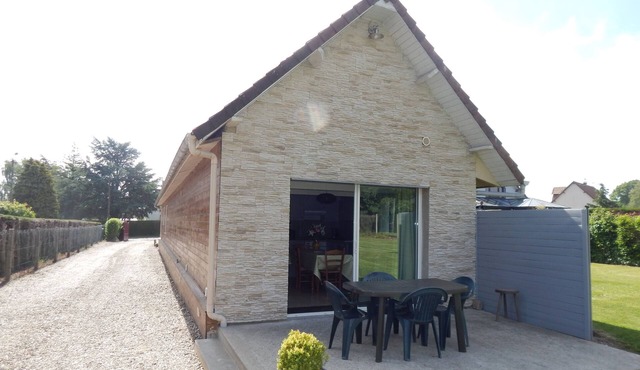 SUMMER BAY RENTAL