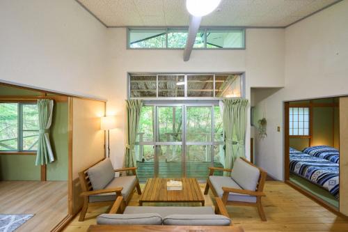 Summer Cool Forest Cottage-北軽井沢 夏涼の森コテージ-