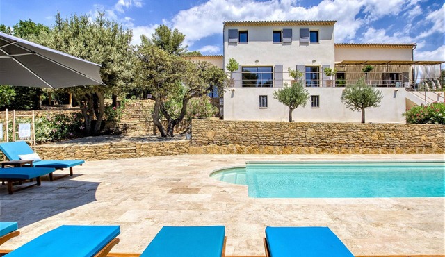 Summer Rental Standing House Villa in Provence Var
